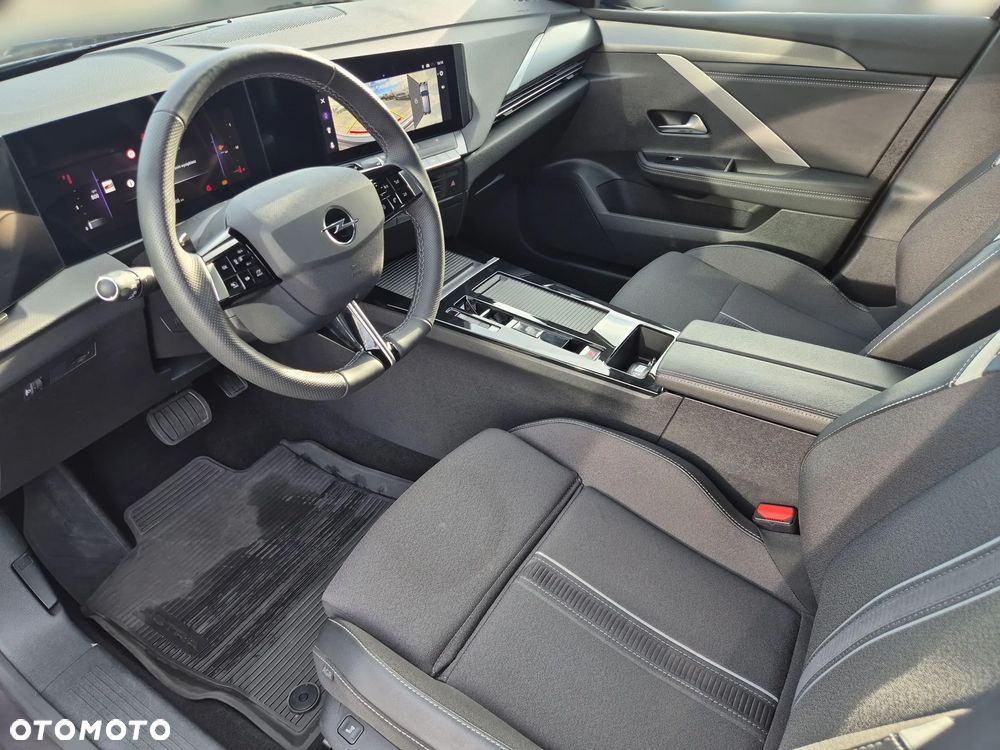 Opel Astra 1.2 T GS S&S - 11