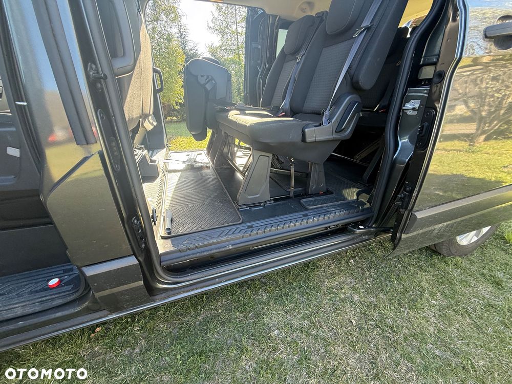 Ford Transit Custom - 13