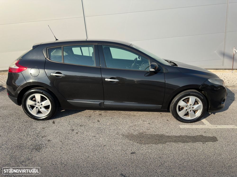 Renault Mégane 1.5 dCi Dynamique - 3