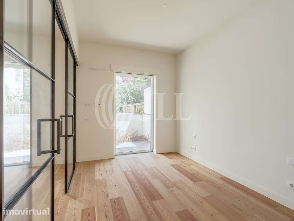 Apartamento T1 com garagem, no Conde de Lima, em Lisboa - Grande imagem: 4/20