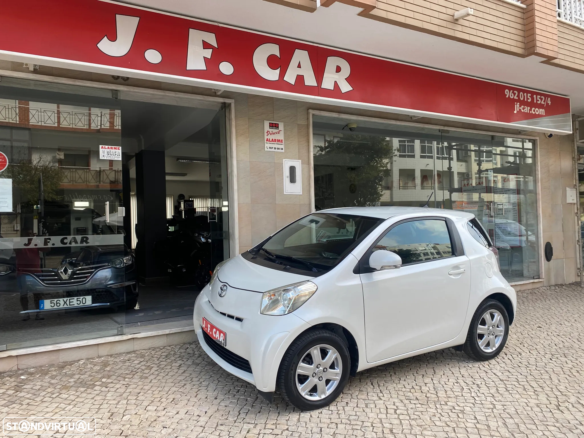 Toyota iQ 1.0 VVT-i - 2