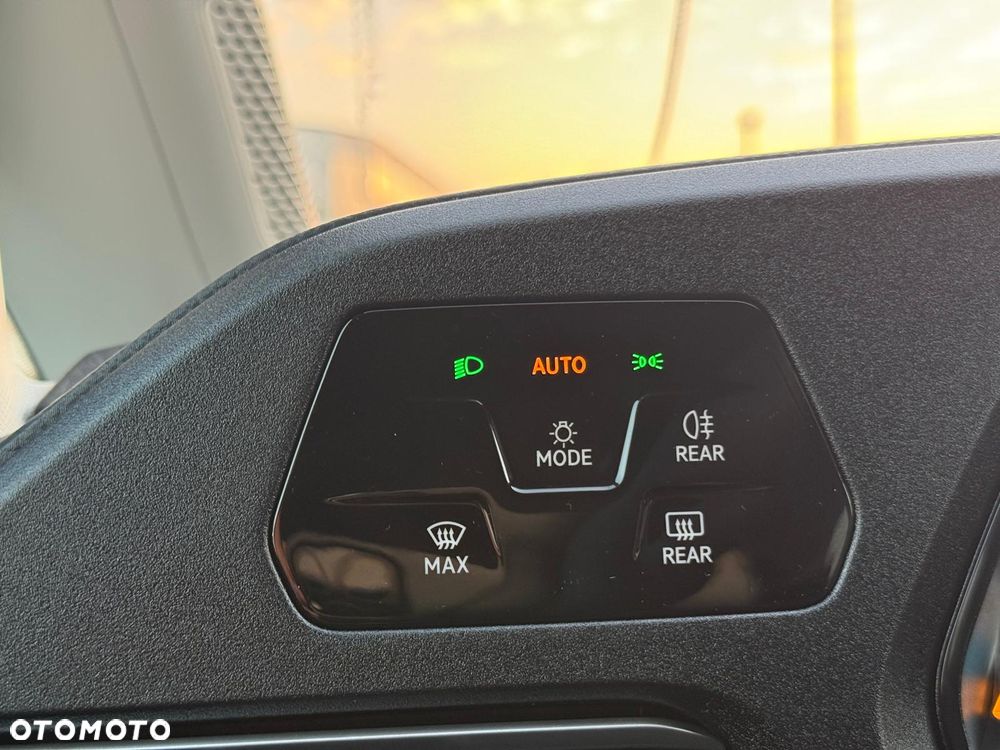 Volkswagen Caddy 1.5 TSI DSG - 23