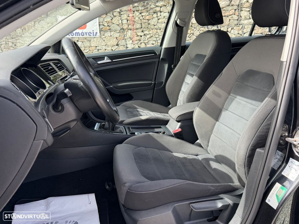 VW Golf 1.6 TDi Highline - 9