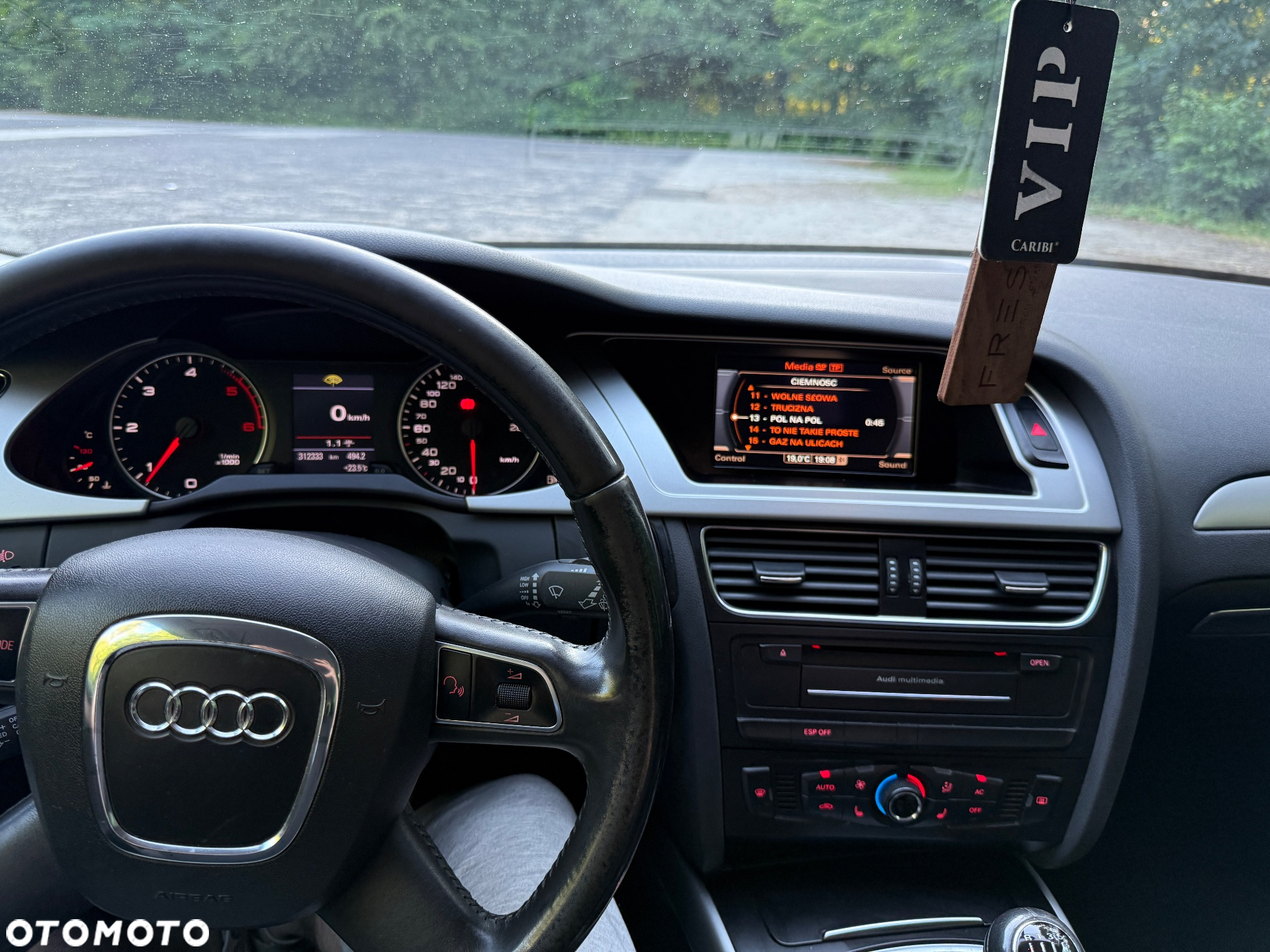 Audi A4 Avant 2.0 TDI DPF - 6