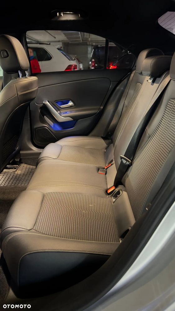 Mercedes-Benz Klasa A 220 4-Matic Progressive 7G-DCT - 11