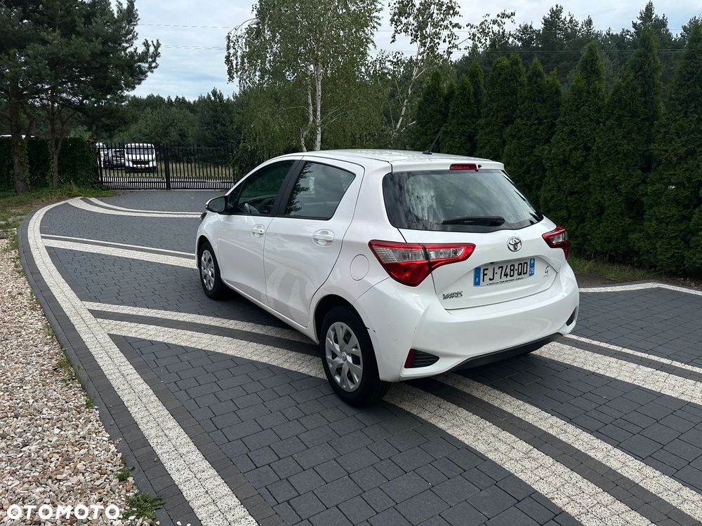 Toyota Yaris 1.5 Dynamic - 6