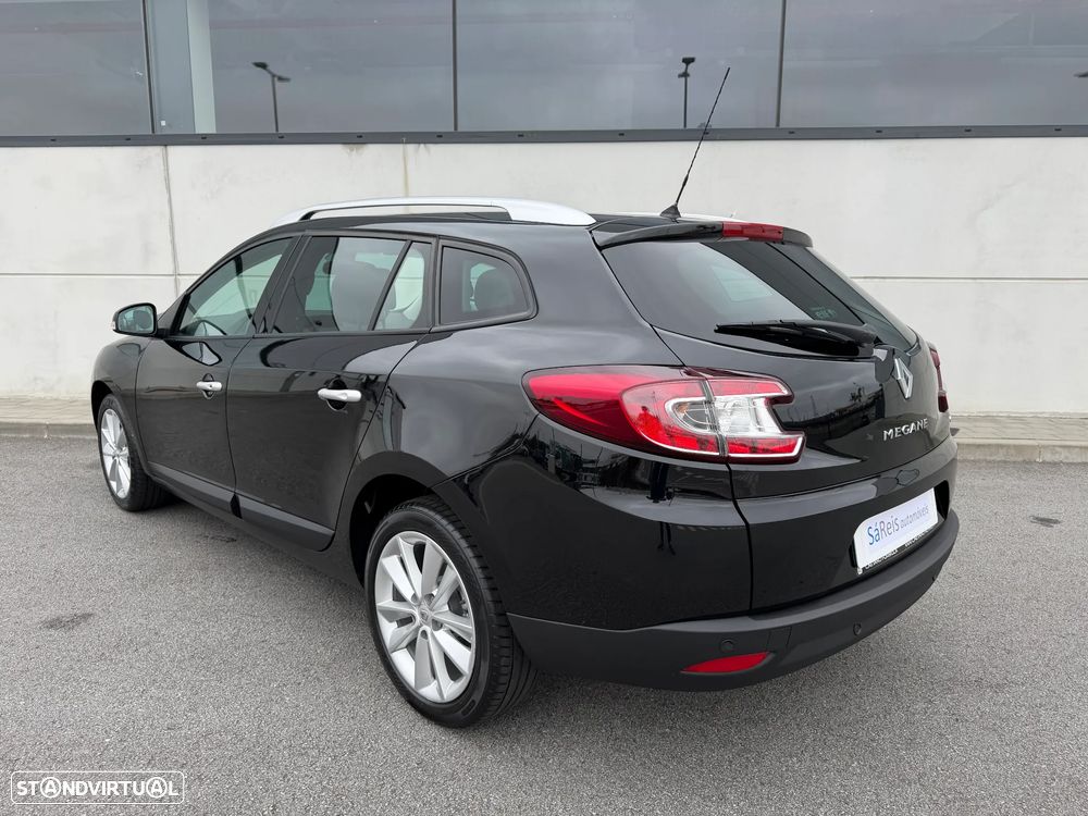 Renault Mégane 1.5 dCi Dynamique S - 4