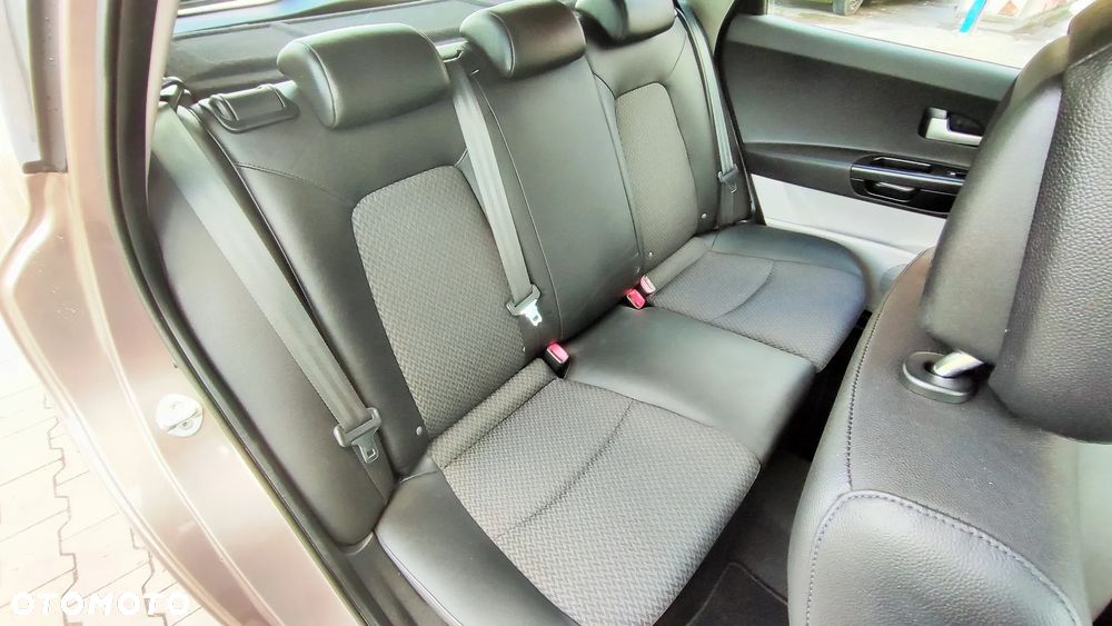 Kia Ceed 1.4 Comfort + - 14