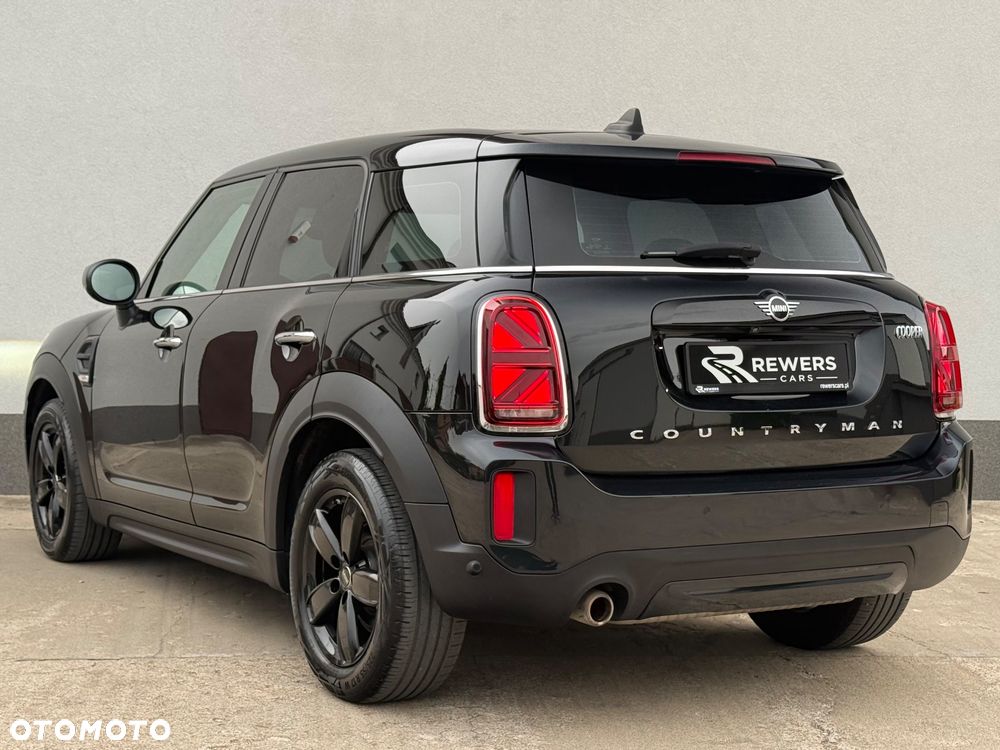 MINI Countryman Cooper Classic Trim - 4