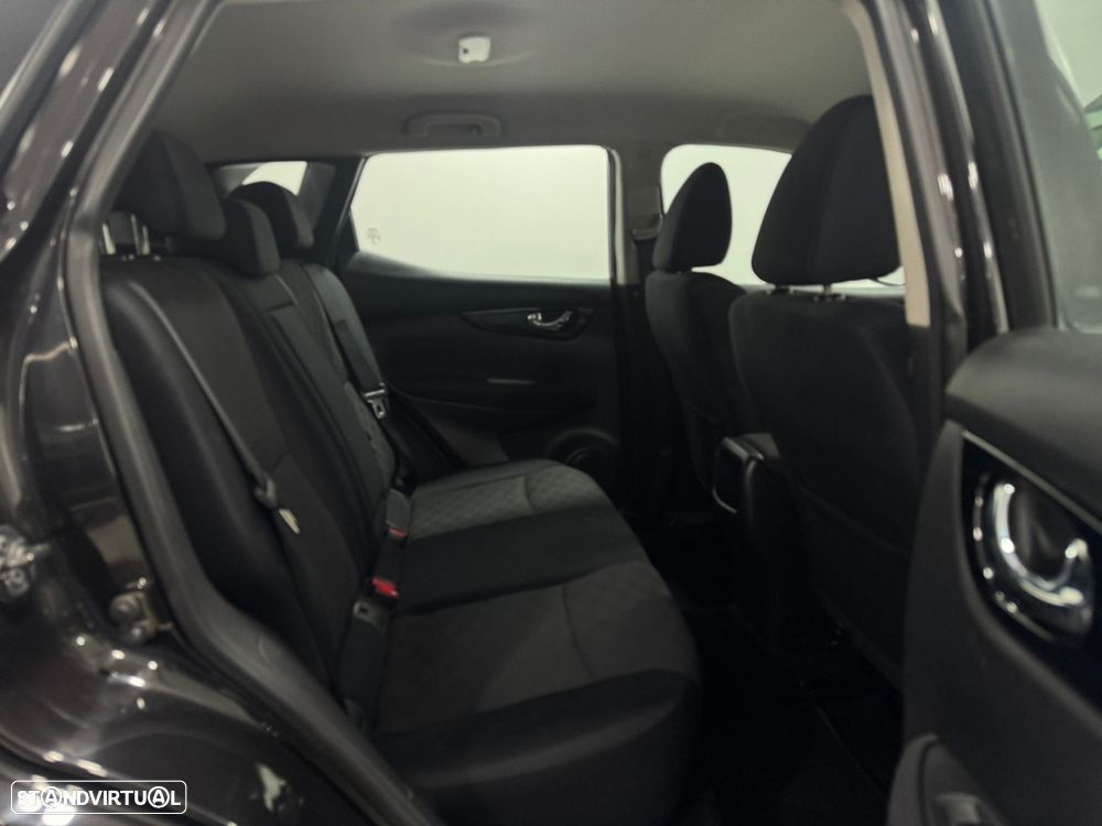Nissan Qashqai 1.5 dCi Acenta - 19