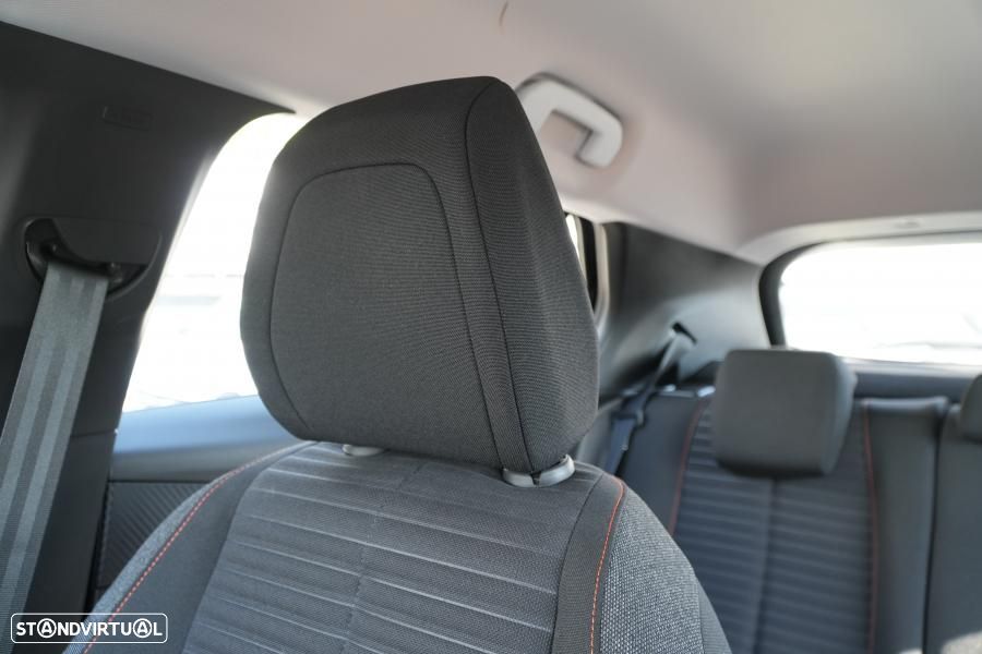 Peugeot 2008 PureTech 130 EAT8 Active Pack - 14