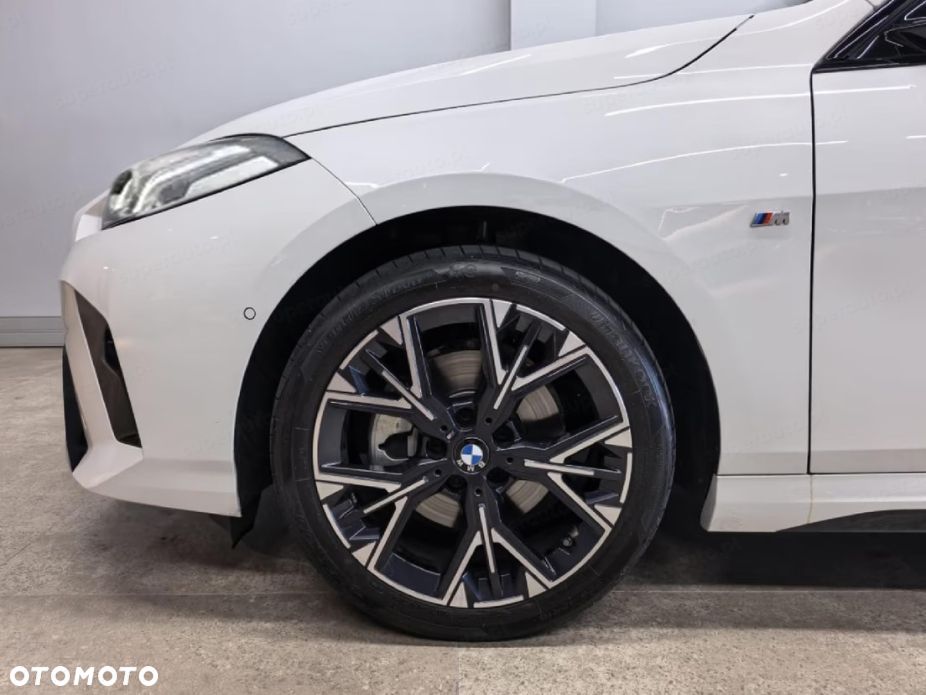 BMW Seria 2 220 mHEV - 12
