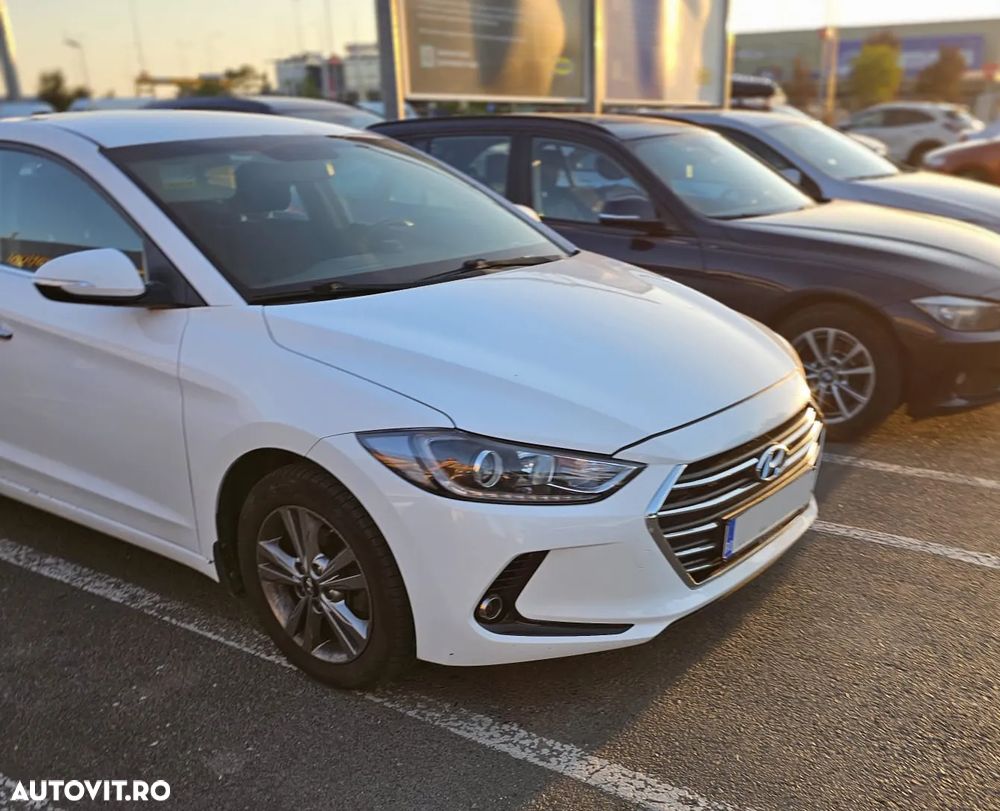 Hyundai Elantra 1.6 MPi Highway - 1