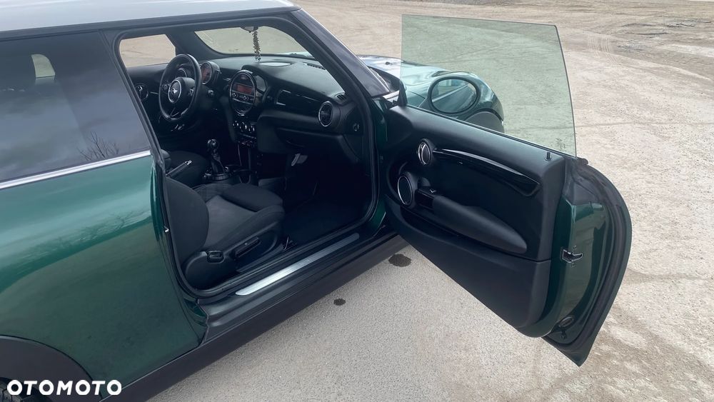 MINI Cooper Seven - 13