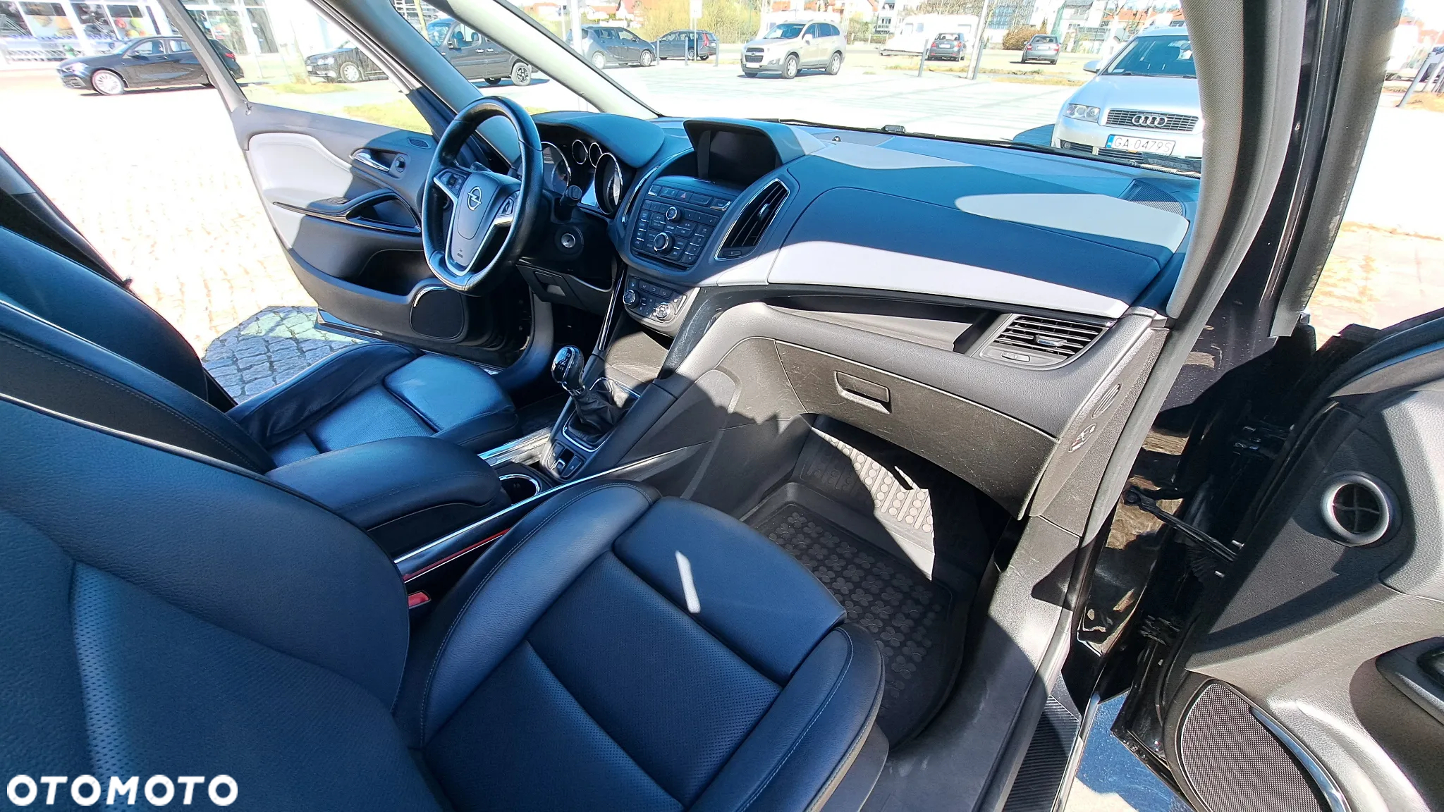 Opel Zafira Tourer 2.0 CDTI Sport - 26