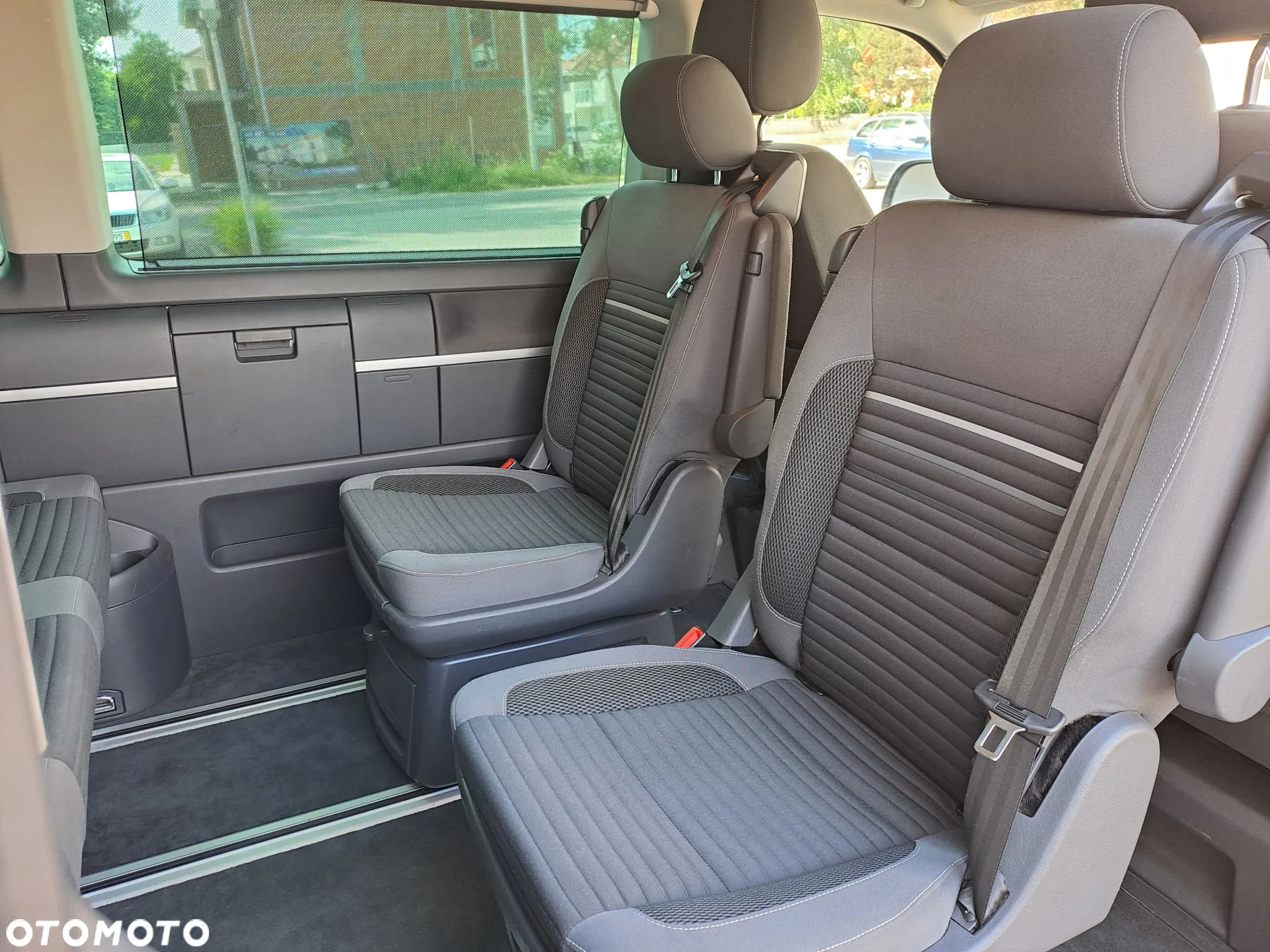 Volkswagen Multivan BiTDI L1 CUP - 14