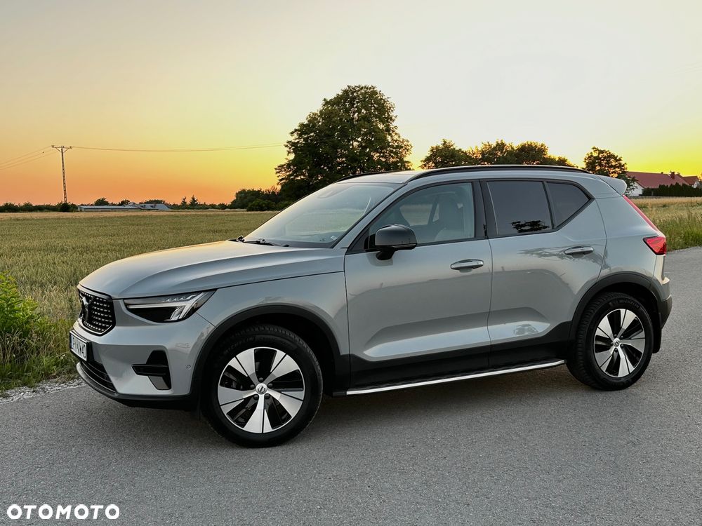 Volvo XC 40 T2 Plus Bright - 2