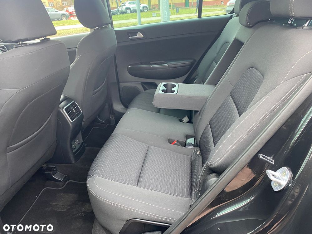 Kia Sportage 1.6 GDI 2WD DREAM-TEAM EDITION - 10