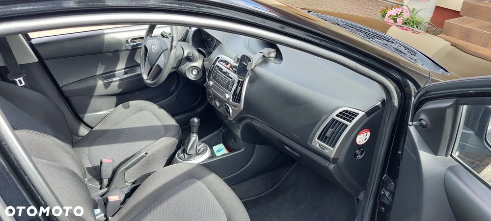 Hyundai i20 1.25 Wersja Jubileuszowa - 11