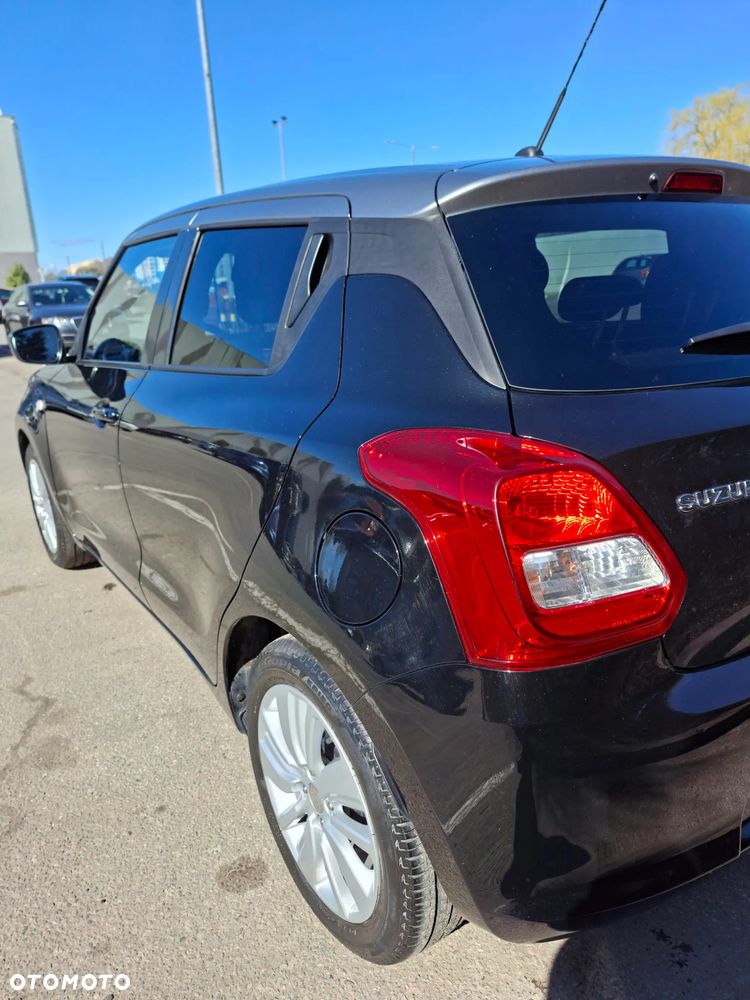 Suzuki Swift 1.2 Premium Plus - 5