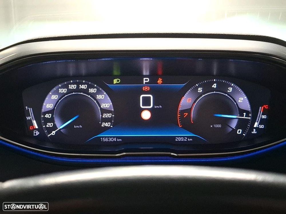 Peugeot 3008 PureTech 130 Stop & Start GPF EAT8 Active - 6