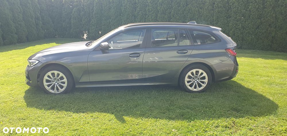 BMW Seria 3 320d Edition Luxury Line Purity - 18