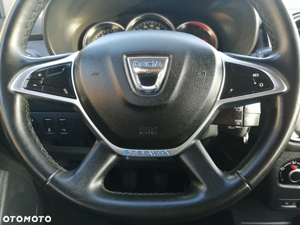 Dacia Dokker TCe 115 N1 Stepway Celebration - 23