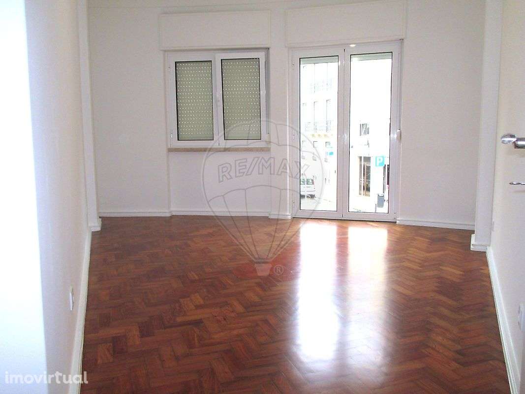 Apartamento T2 para arrendamento - Grande imagem: 4/12