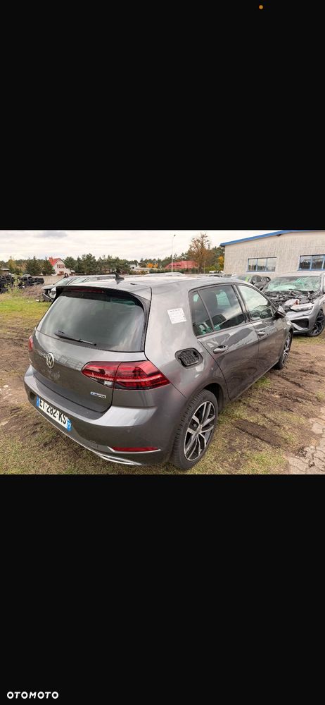 Volkswagen Golf 1.4 TSI BlueMotion Technology DSG Highline - 4