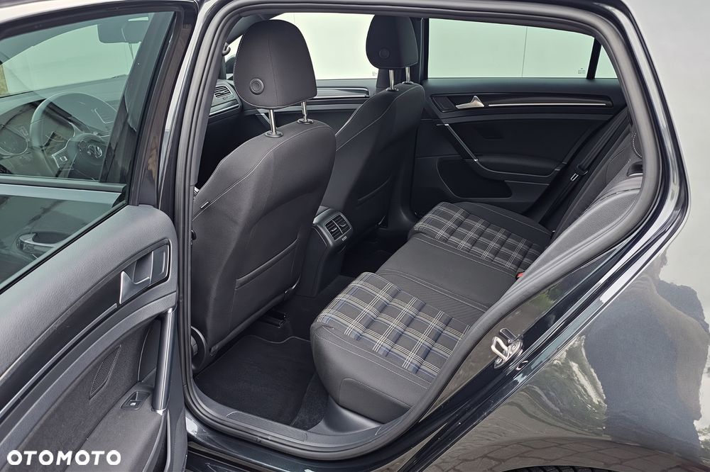 Volkswagen Golf 1.4 TSI Plug-In-Hybrid GTE - 9