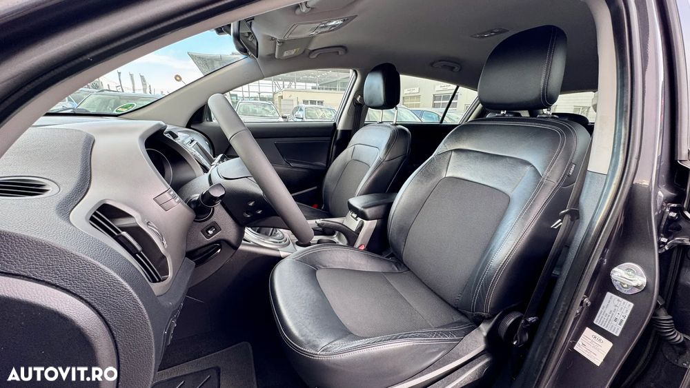 Kia Sportage 2.0 CRDI 2WD Spirit - 10