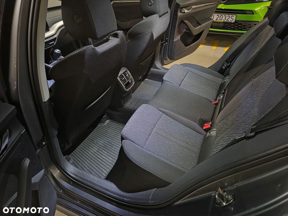 Skoda Octavia 1.5 TSI ACT Style - 23