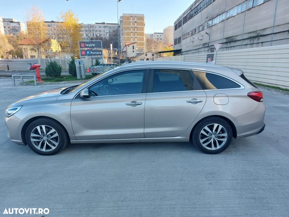 Hyundai i30 Kombi 1.0 T-GDI Premium - 5