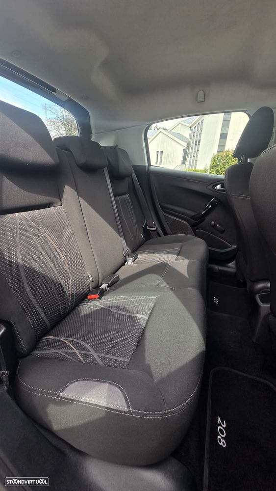 Peugeot 208 PureTech 82 Active - 8