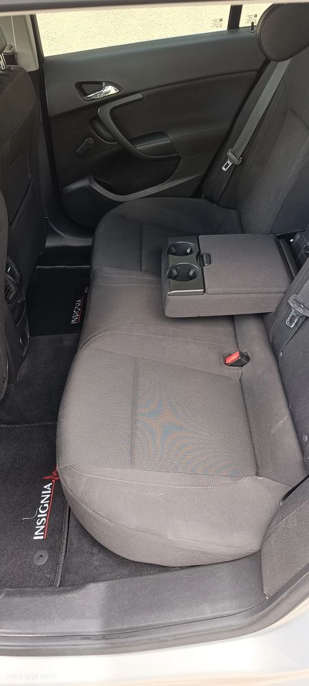Opel Insignia 1.8 Sport - 11