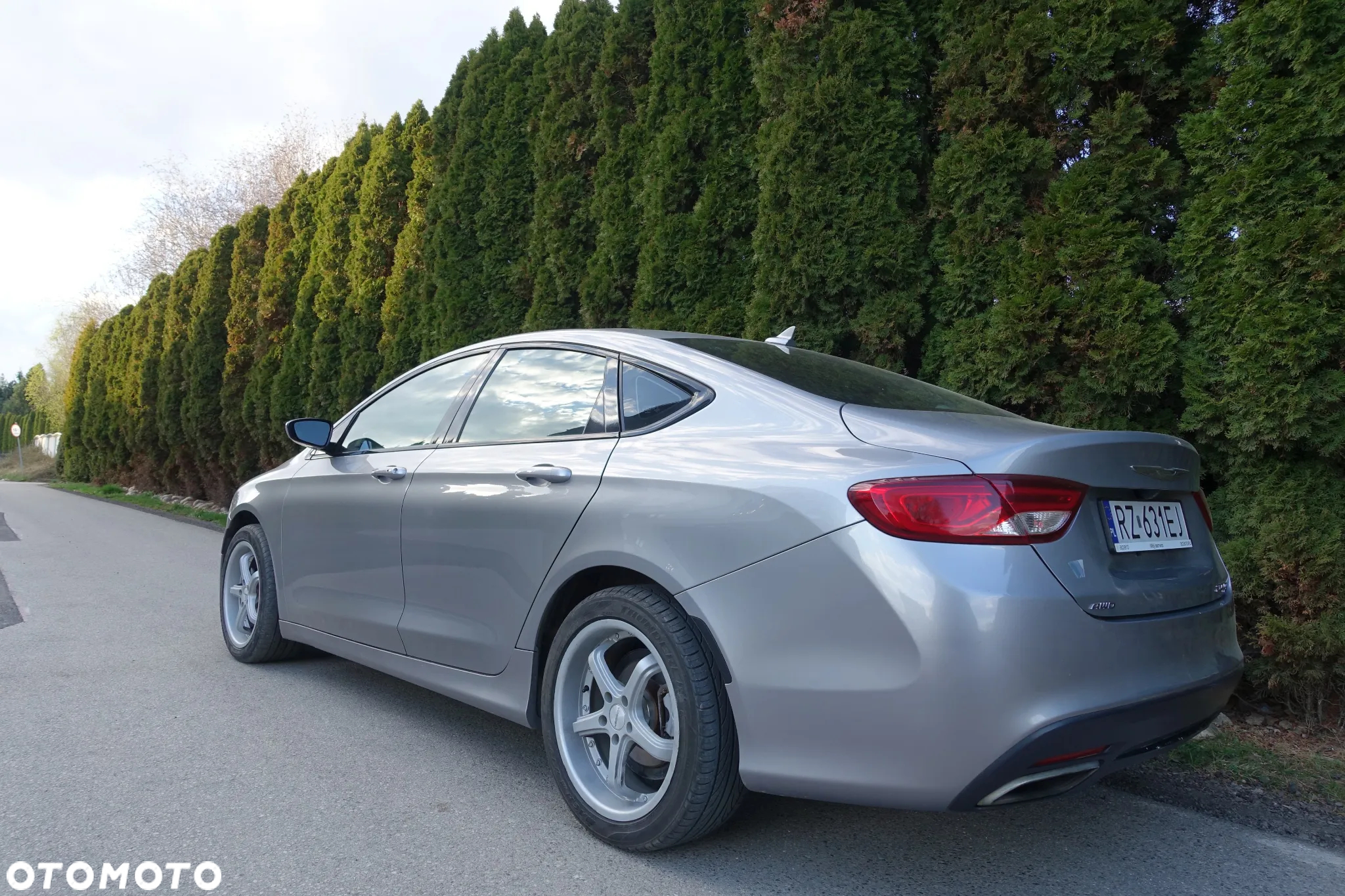 Chrysler 200 - 7