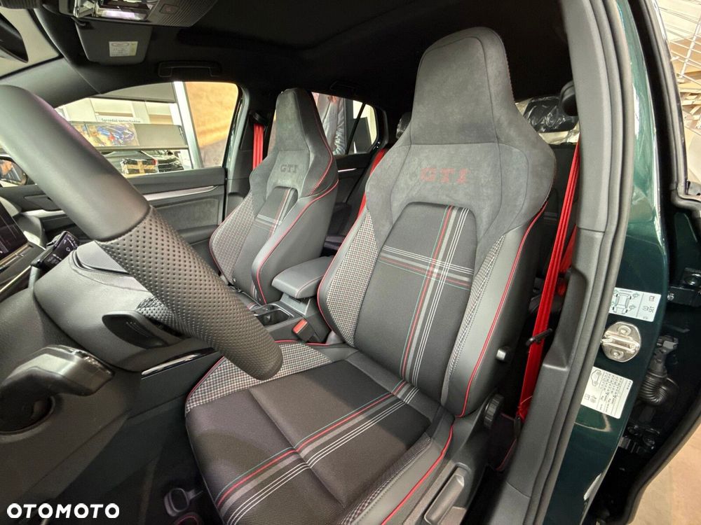 Volkswagen Golf 2.0 TSI GTI Edition 50 DSG - 14