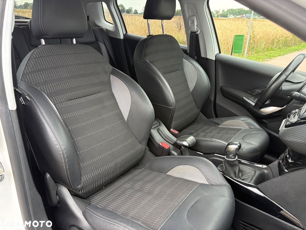 Peugeot 2008 - 28