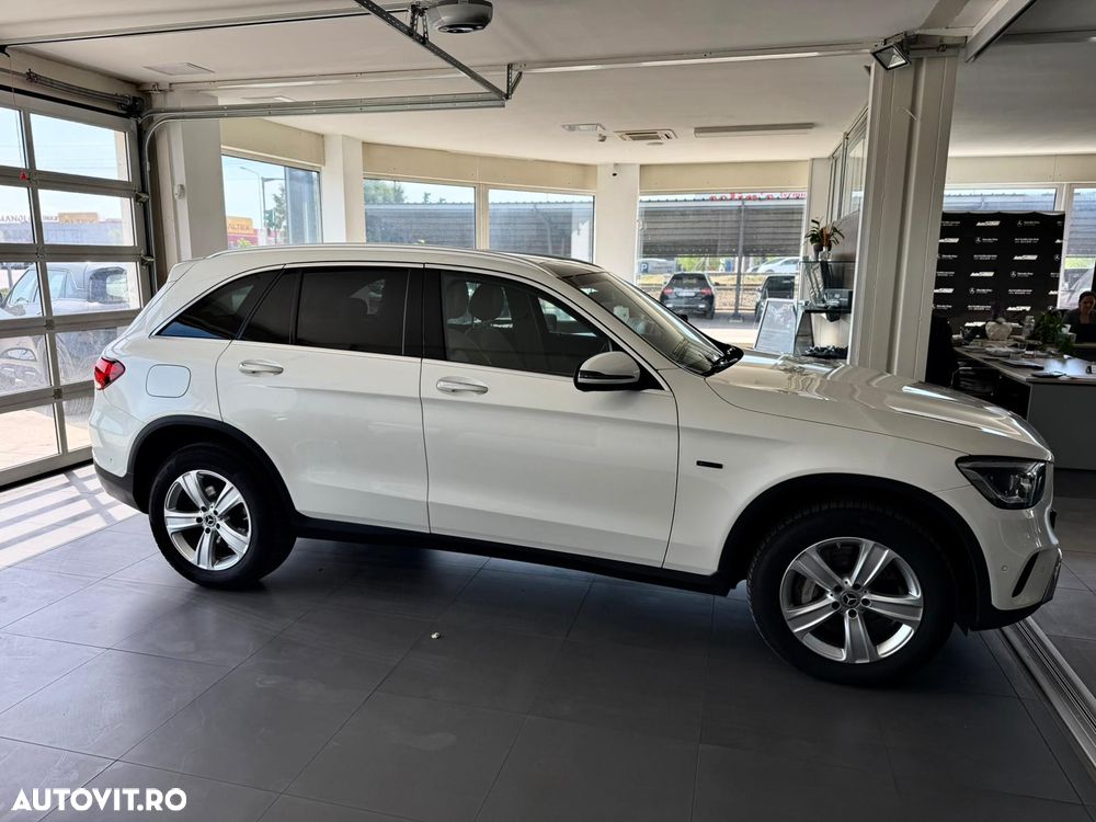 Mercedes-Benz GLC - 7
