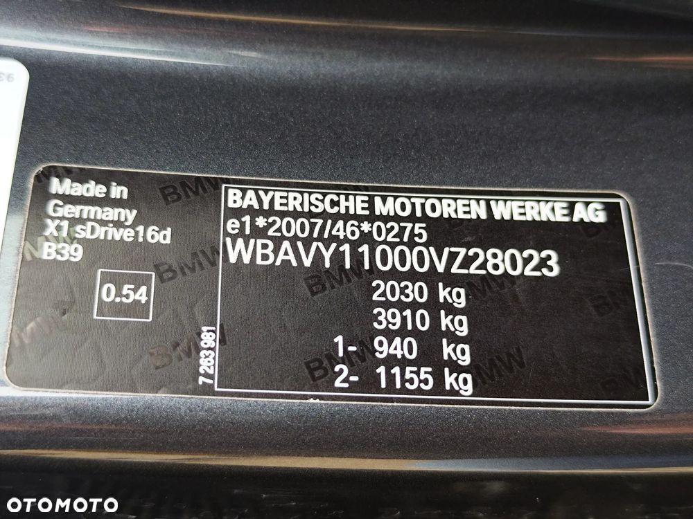 BMW X1 sDrive16d xLine - 27