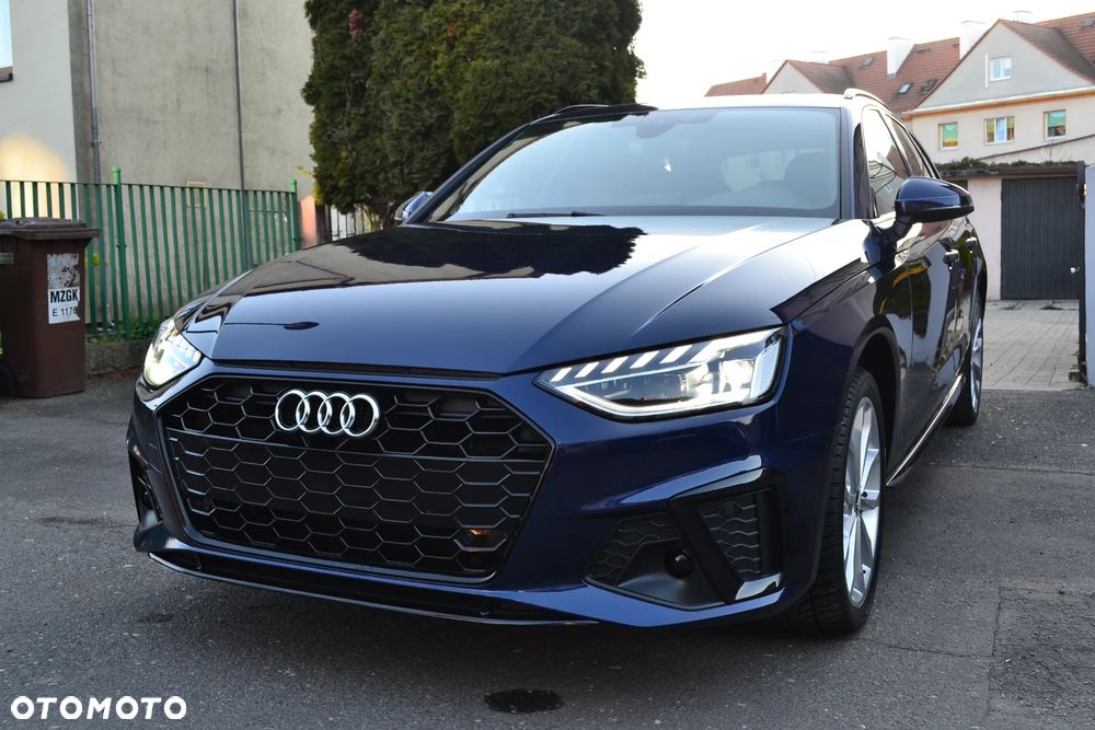 Audi A4 Avant 35 TDI mHEV S tronic - 1