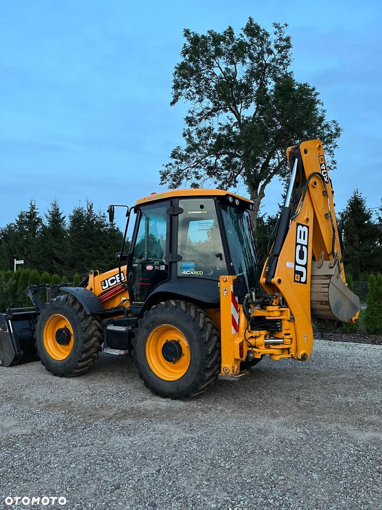JCB 4CX - 4