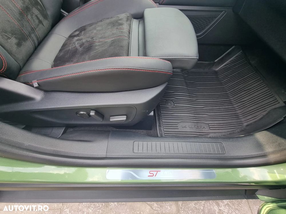 Ford Kuga 2.5 Duratec FWD PHEV ST-Line X - 15