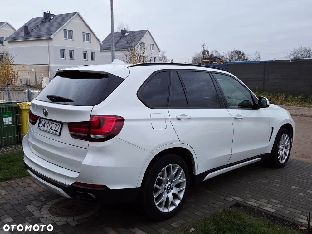 BMW X5 xDrive40i mHEV - 3