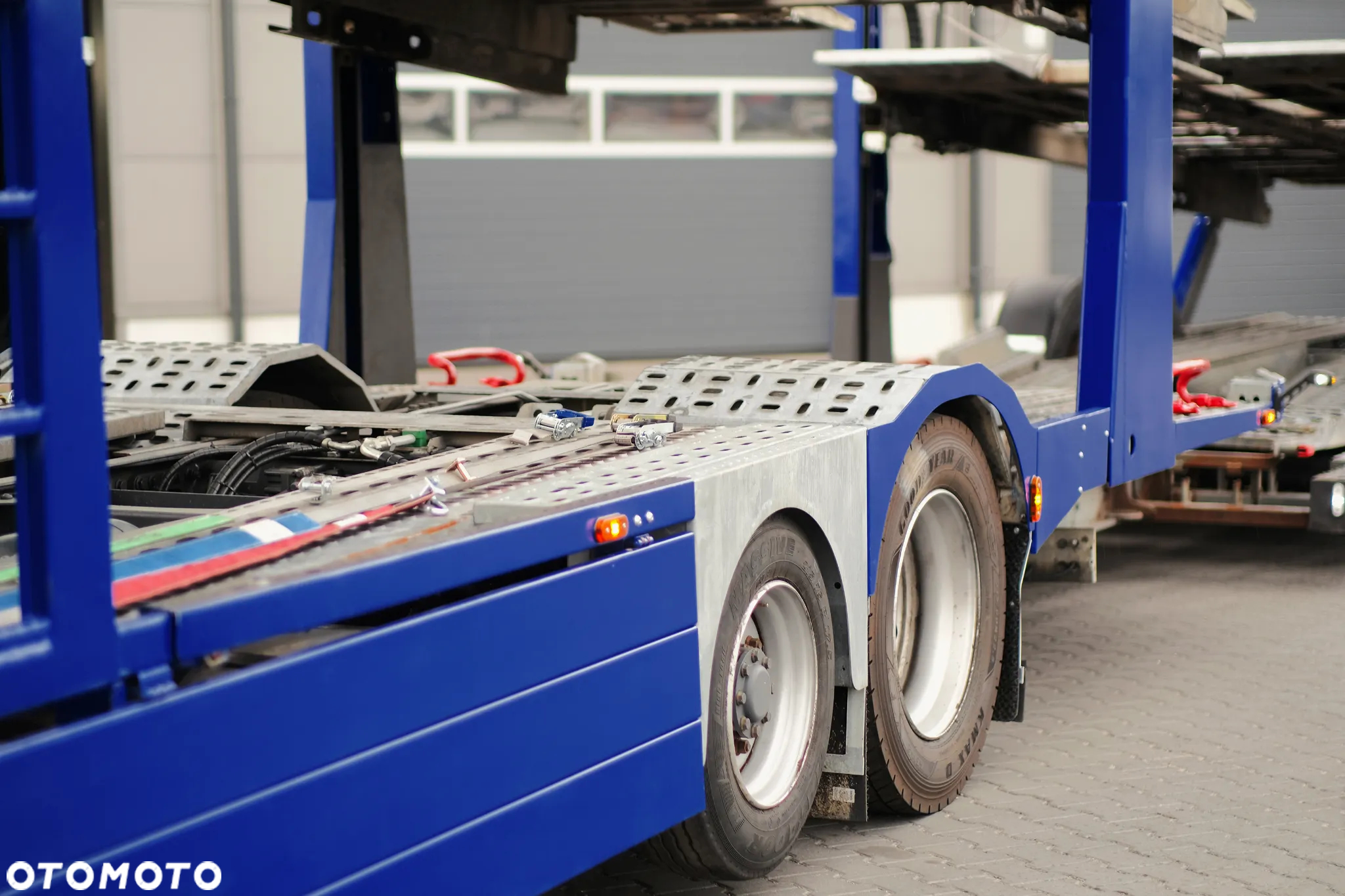 Mercedes-Benz Actros - 13