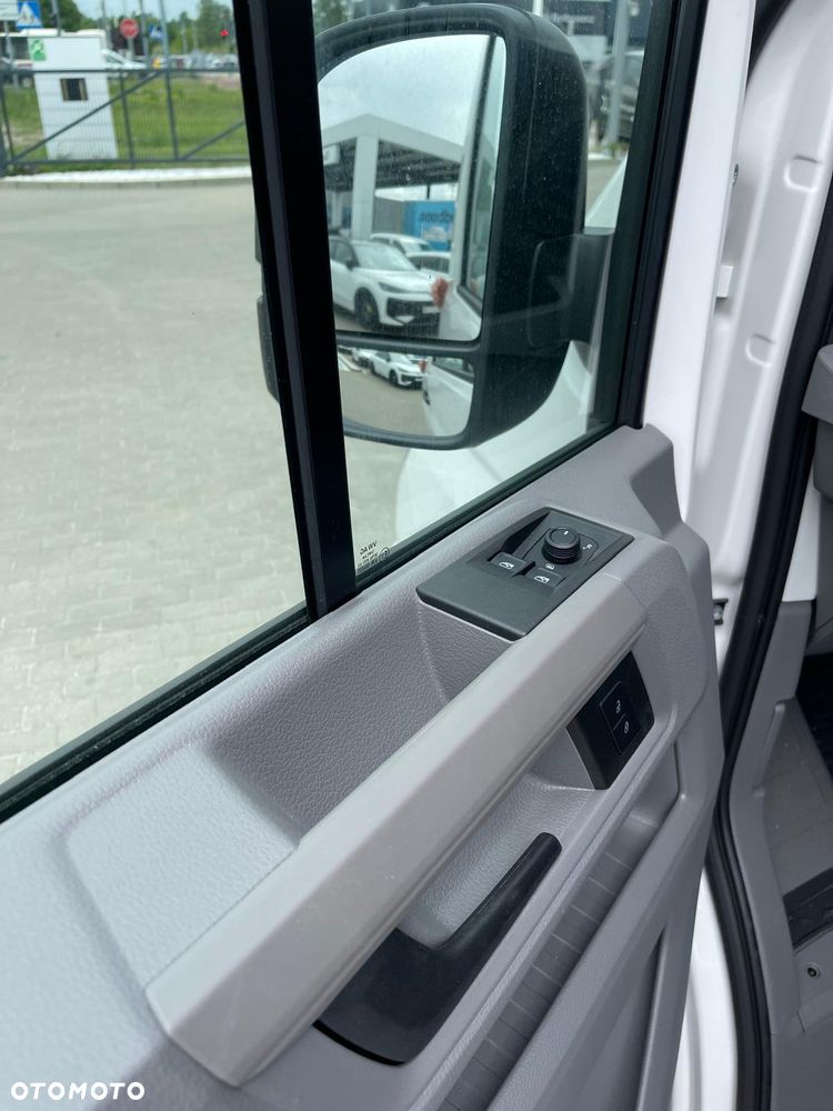 Volkswagen Crafter - 17