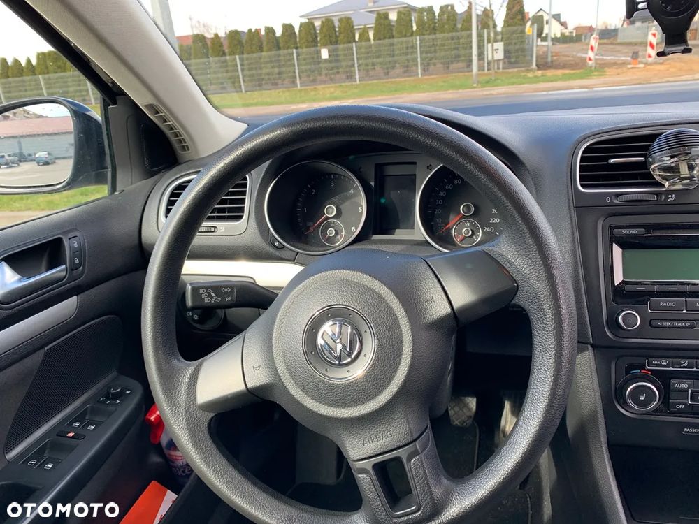 Volkswagen Golf 1.6 TDI DPF Trendline - 11