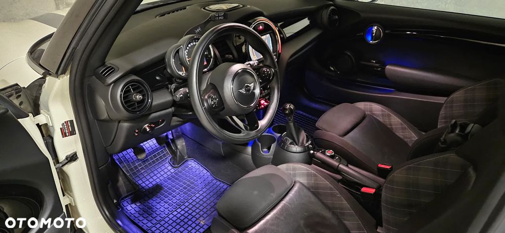 MINI Cooper Classic Trim - 14