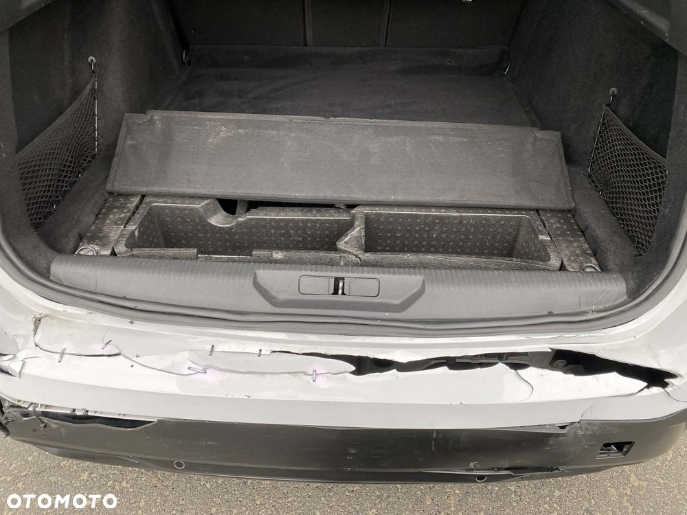 Peugeot 308 PureTech 130 EAT8 Active Pack - 29