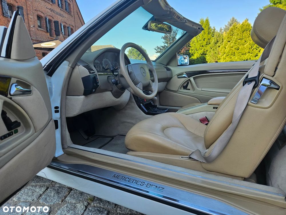 Mercedes-Benz SL - 8